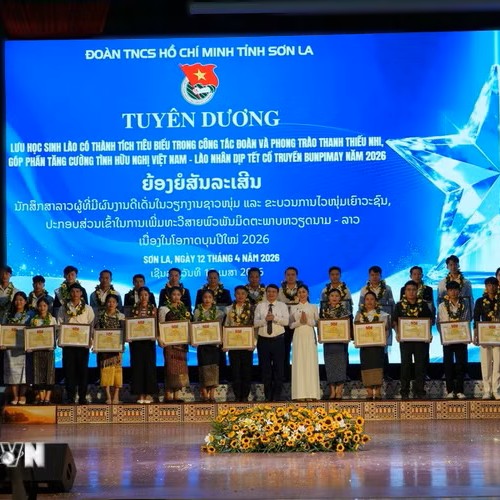 Gặp Mặt “Thắm Tình Hữu Nghị Đặc Biệt Việt Nam-Lào” Tại Sơn La